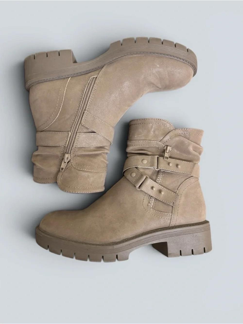 Maurice’s Arya Studded Moto Boot Suede Taupe Buckle Detail Size 8